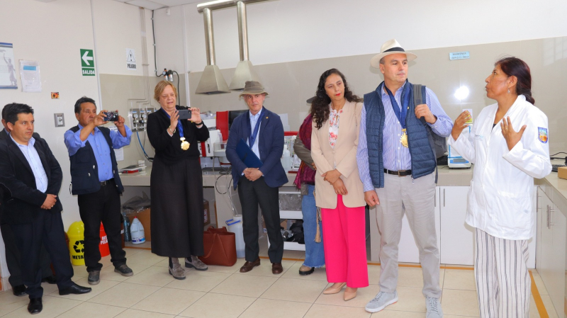 UNAMBA recibe visita de embajadores de Alemania, España y la Unión Europea