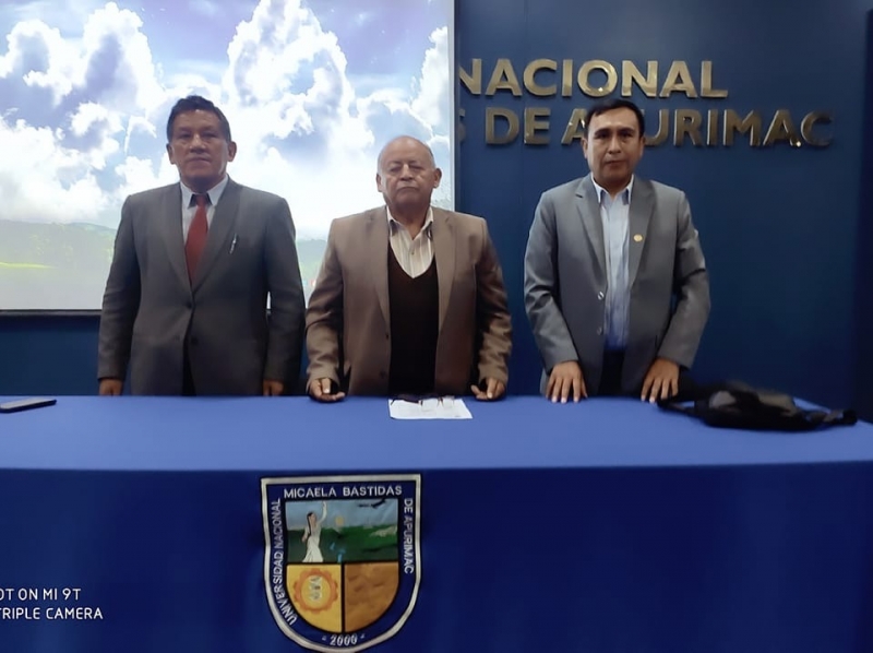 Dr. Leoncio Carnero asume la conducción de la UNAMBA como rector interino