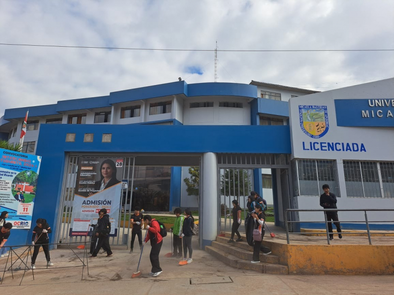 Jornada de reforestación, sensibilización, manejo y recojo de residuos sólidos