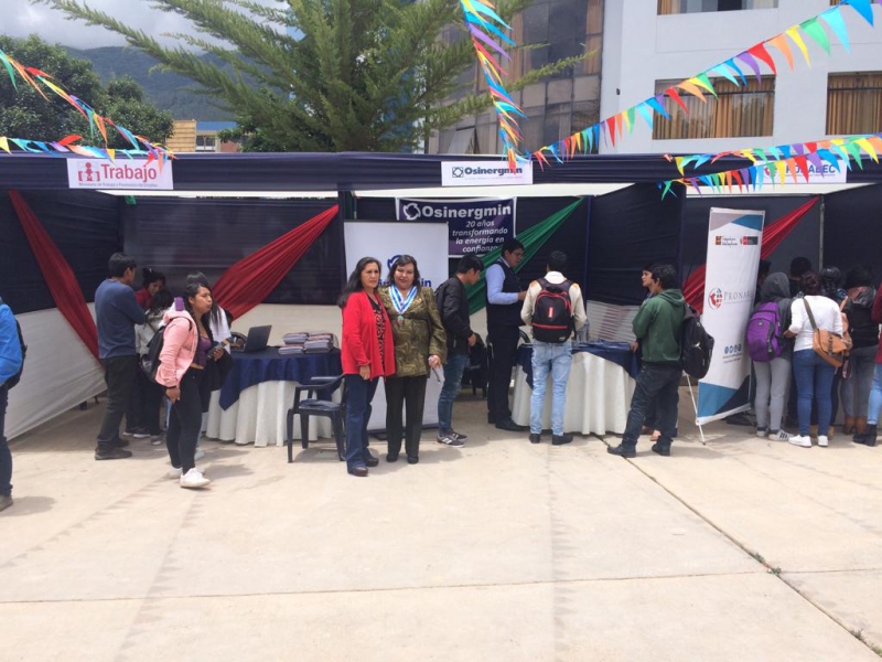 Con éxito se llevó a cabo la I Feria Laboral en la Unamba