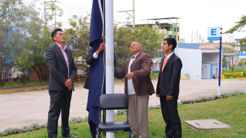 UNAMBA realizó Izamiento del Pabellón Nacional y ceremonia de conmemoración por el martirologio de Micaela Bastidas Puyucahua en la ciudad universitaria