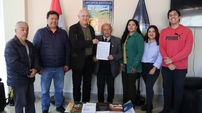 UNAMBA y Centro Bartolomé de las Casas firman convenio de cooperación interinstitucional