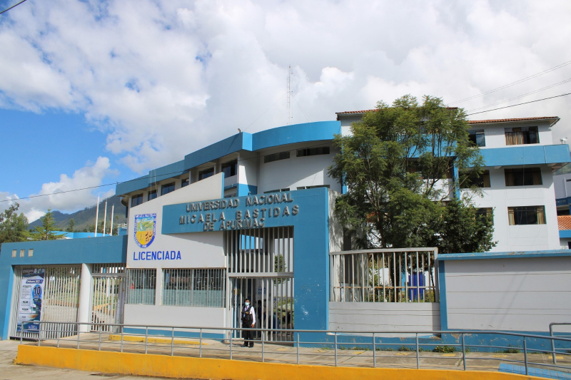 Promulgan ley de creación de la Facultad de Medicina Humana en la UNAMBA
